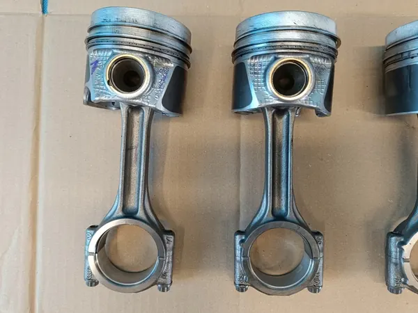 VW ARTEON LIFTBACK 2.0 TDI 2022 KOLV OCH KOLVBAR 04L105401A image 3