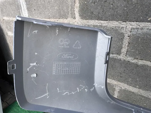 Spoiler OEM R2KB17E771C Para-choques Dianteiro Ford Explorer image 9