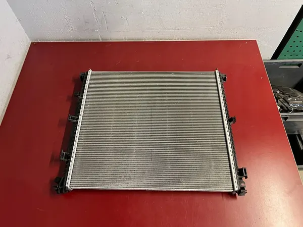 BMW Vattenkylare OE 9468695 image 3