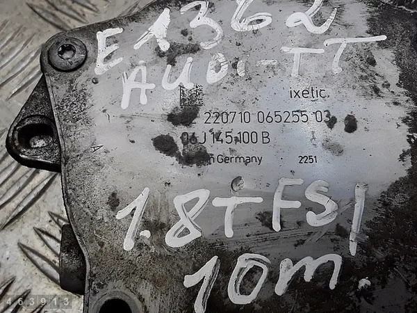 Pompe à vide de frein Audi TT 2010 1800tfsi 06j145100b image 7