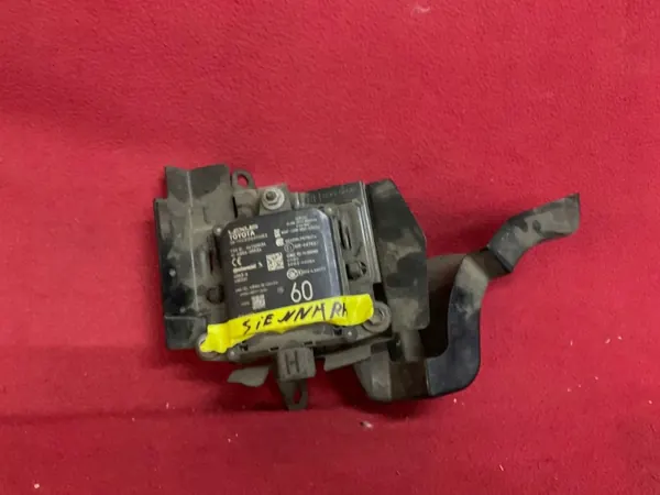 Capteur d'angle mort Toyota OEM 88162-08060 2021- image 3