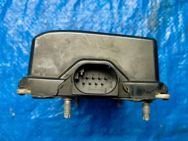 Sensor radar Distronic Mercedes OEM A0009007807 image 6