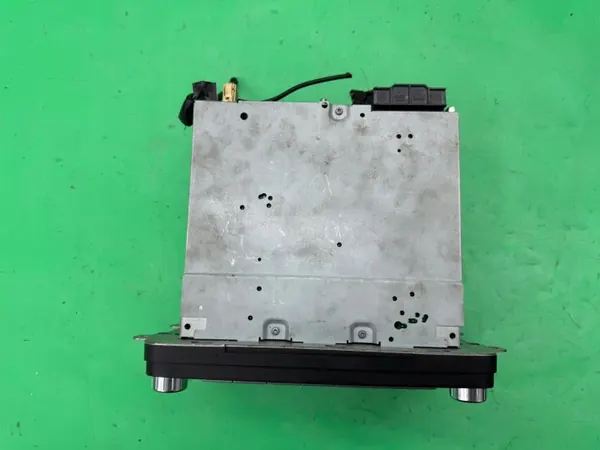 OEM 1K0035198C CD-radio Navigaatiolla VW Passat B6:lle image 6