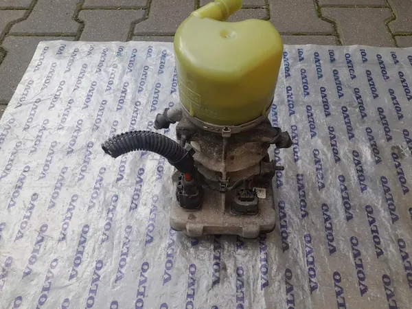 Bomba de direção assistida Volvo XC60 2016 image 2