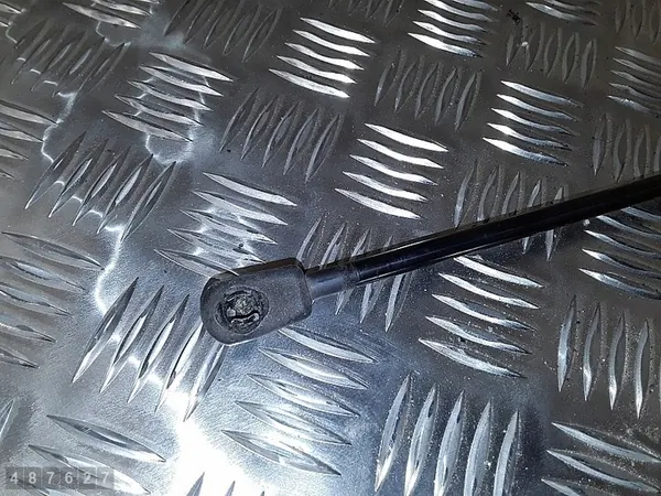 Supports de hayon arrière Audi A1 2012 8X3827552 image 3