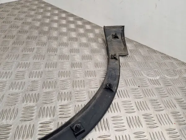 Vasen etulokasuoja Nissan Qashqai 2009 SUV image 8