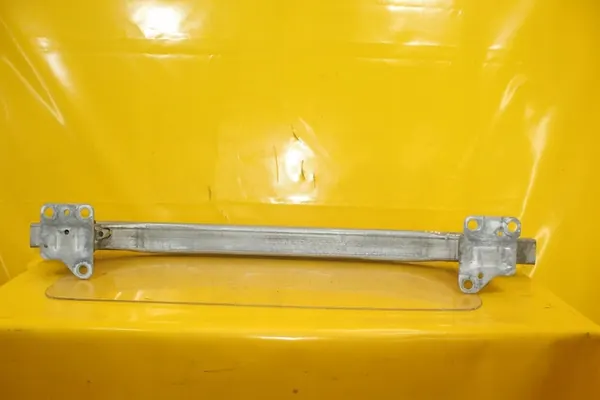 Etupuskuri Vahvistus Renault Scenic II Megane II image 4