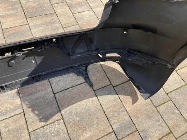 Porsche Macan Bakre Stötfångare Spoiler Svart OE image 10