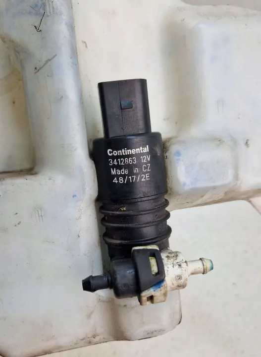 CRVLIFT OEM Pesunestetankki Honda CR-V 2014-2018 image 8