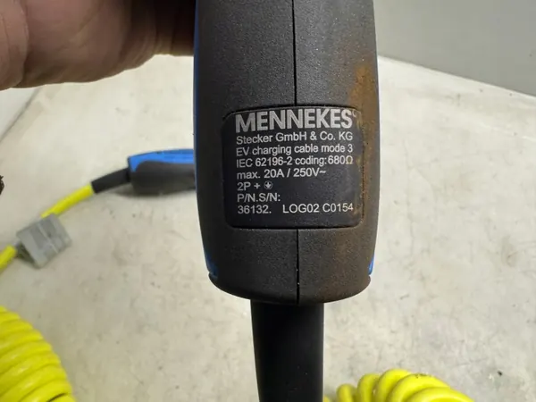 Mercedes Ladekabel OEM A0005832198 - Gebraucht image 6