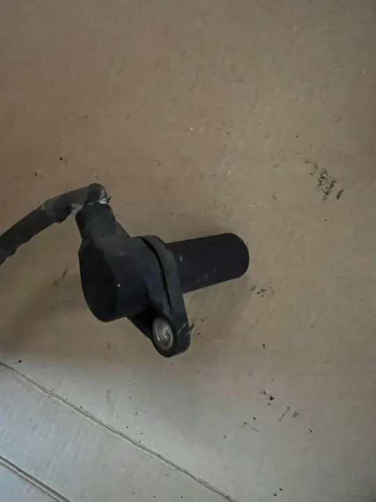 Sensor de posición del árbol de levas Audi OEM 077905381J image 3