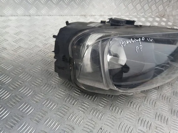 Citroen OE 9816825080 reflector image 2