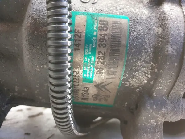 Compressore AC Peugeot 307 OE 9628239480 image 2