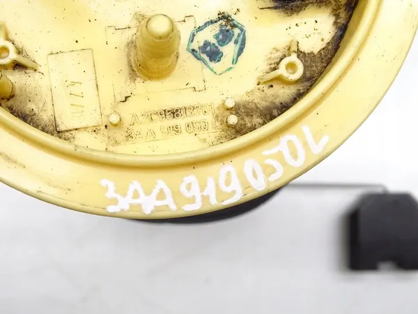 Bomba de Combustível VW Passat CC B7 2.0 TDI image 5