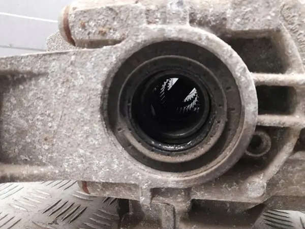 Porsche Cayenne bakdifferential OEM 0BN525017B image 10