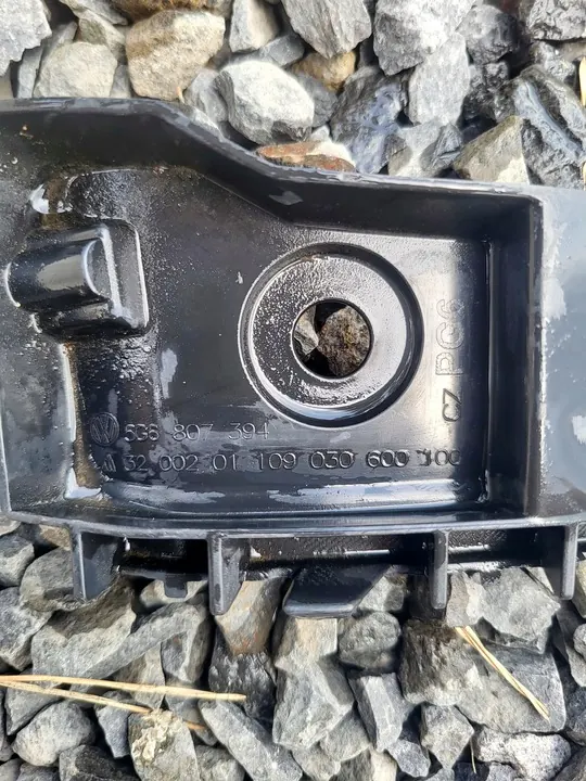 VW GOLF VII Suporte de para-choque traseiro direito 5G6807394 image 3