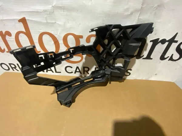 Guia de para-choque Volkswagen Tiguan 5NA807724A image 3