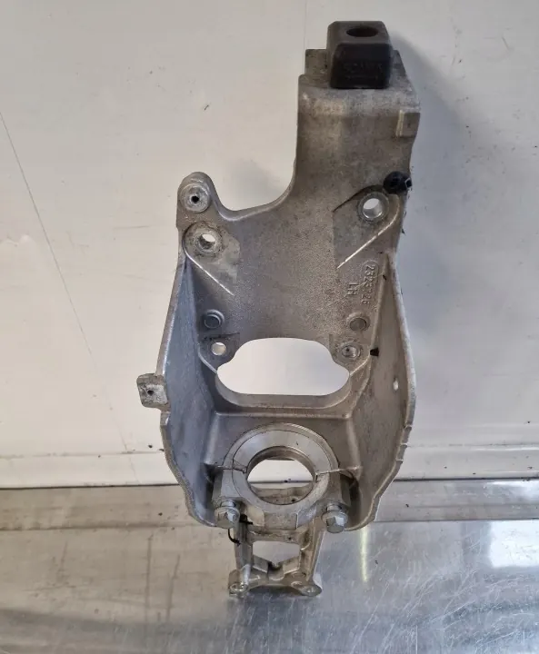 Suporte Suspensão Cabina Scania OEM 2323726 - Usado image 5