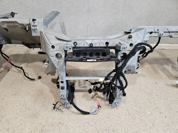 Instrumentpanelsförstärkning Fram BMW X5 G05 OEM 9393782 image 3