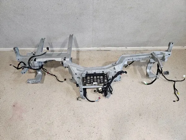 Instrumentpanelsförstärkning Fram BMW X5 G05 OEM 9393782 image 7
