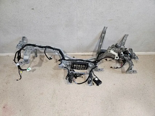 Instrumentpanelsförstärkning Fram BMW X5 G05 OEM 9393782 image 8