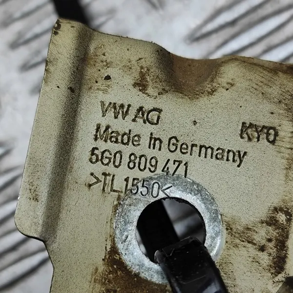 Vasen etulokasuoja VW GOLF VII image 9