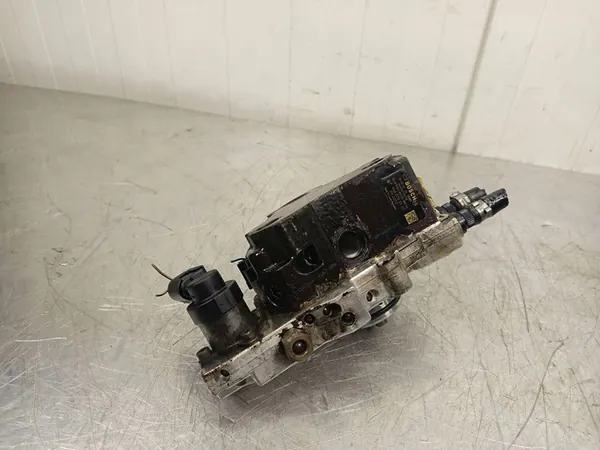 Brandstofpomp Mercedes Sprinter E W211 2.2 CDI A6460700101 image 5