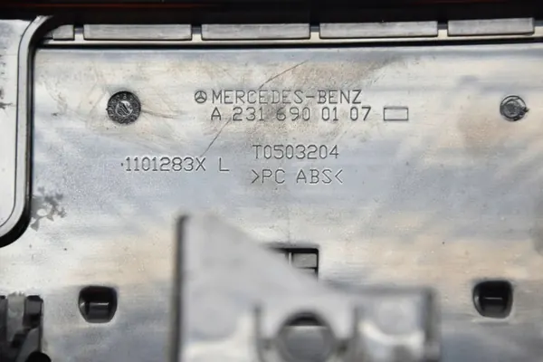 Mercedes-Benz SL R231 Dachreling OEM A2316900107 image 10