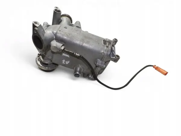 Audi EGR-jäähdytin OEM 059131515BQ - Käytetty image 3