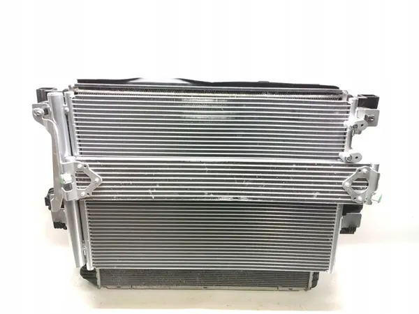 Conjunto de radiadores VW Amarok 2H6 3.0TDI 2017-2022 OEM image 7