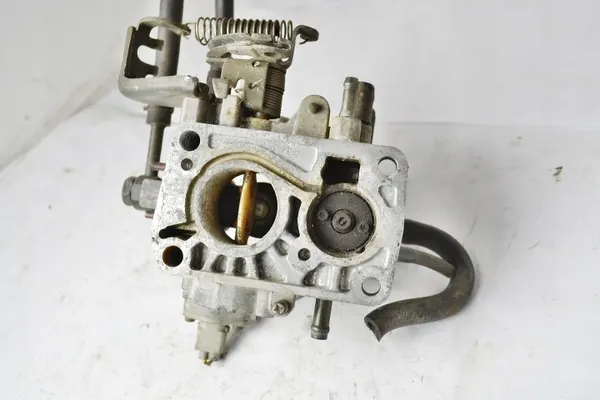 Suzuki Swift Kaasutin OEM 1340071C50 1979300310 image 7