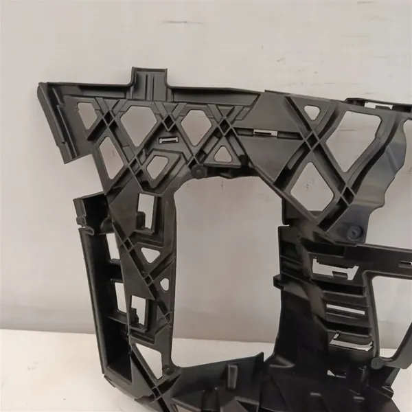 Suporte de para-choque dianteiro direito VW Golf 7 2012-2016 5G0807724A image 2