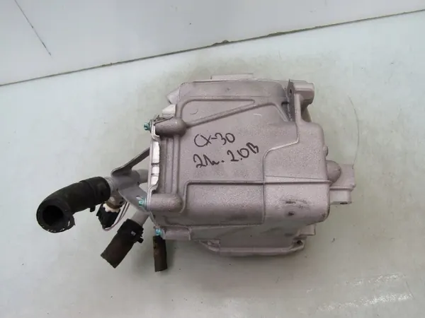 Mazda CX-30 Polttoainejäähdytin OEM HF01-13565C image 4