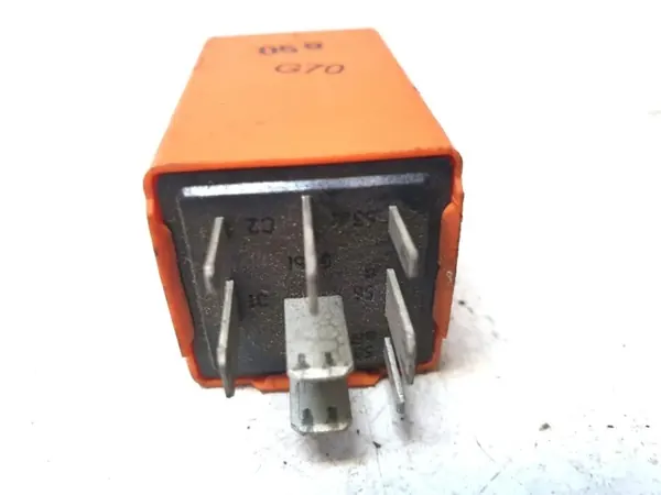 Saab 9-5 Rele OEM 5KG00567501 - Käytetty image 2