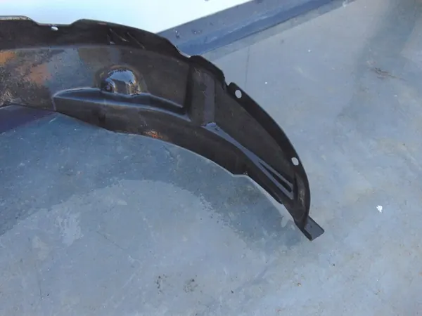 Front Right Wheel Arch Hyundai Tucson I 86812-2E010 image 4