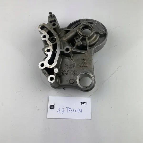 Kamaxelhus VW Audi A3 TT 1.8 2.0 TFSI TSI 06H103166G image 2