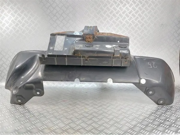 Scania Mudguard Bracket Left OEM 1529643 - Used image 2