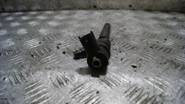 Injector Opel Vectra C OEM 0445110243 - Usado image 3