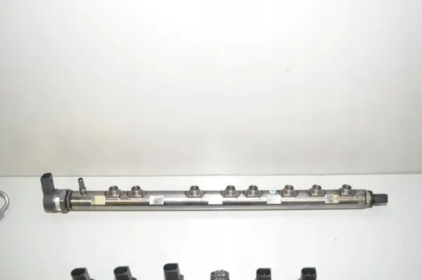 Système carburant BMW OEM 7805423 pour X4 F26 3.0L image 7