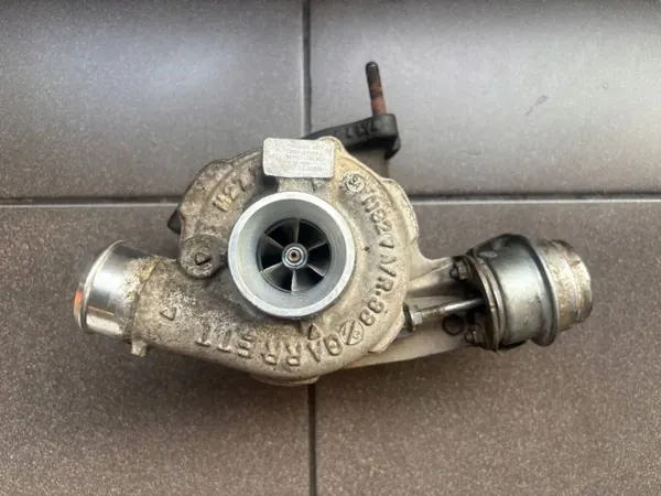 Turbo OEM 28201-2A400 pour Kia/Hyundai 1.5-1.6 CRDI image 3