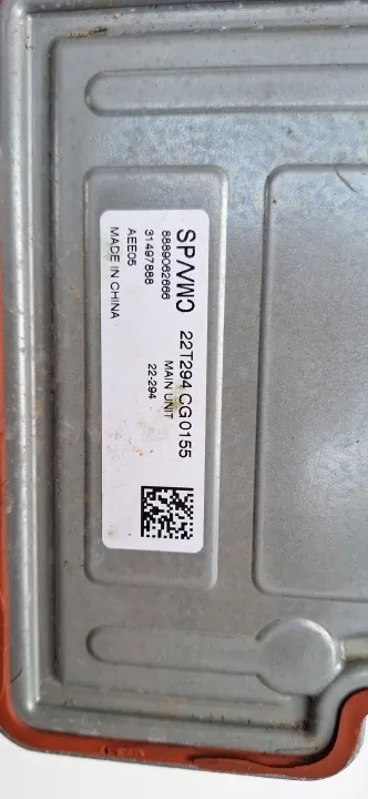 Calentador líquido Volvo XC40 OEM 31497888 image 4
