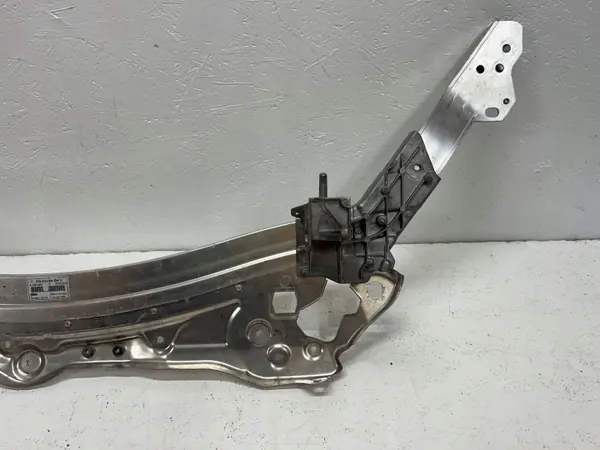 Reforço Dianteiro Mercedes OEM A2936200000 - Usado image 6