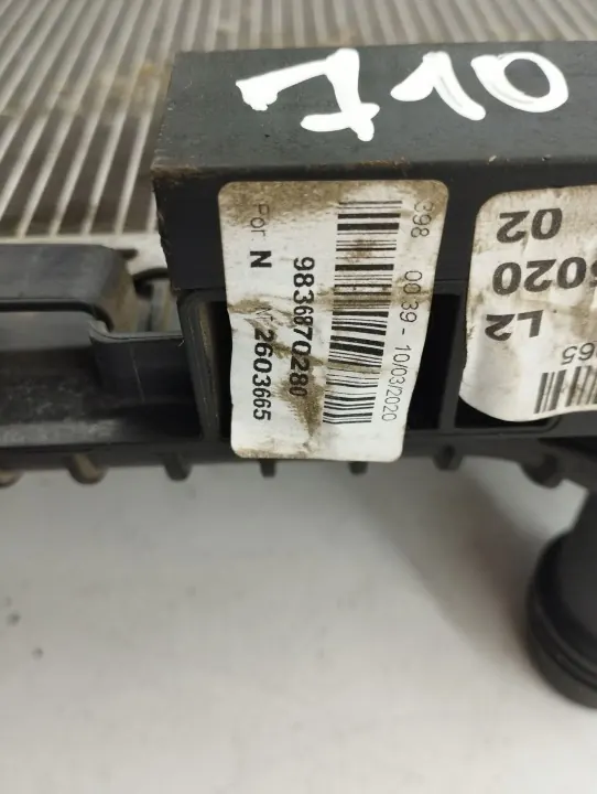 Radiador de água Citroen C5 Aircross 2020 OEM 9836870280 image 4
