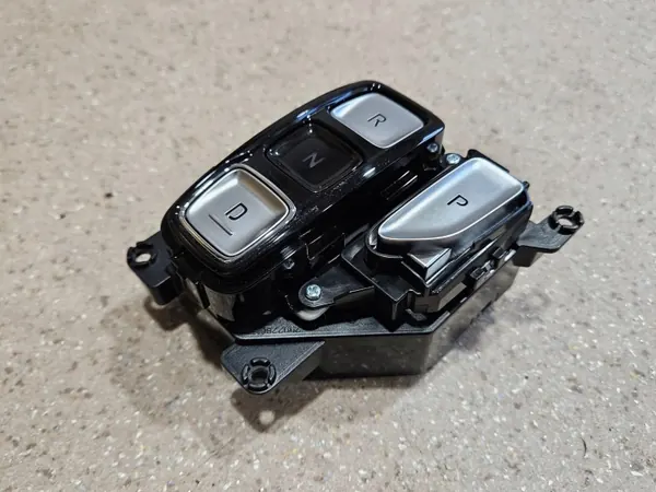 Hyundai OEM 120039776 Couvre-levier de vitesse supérieur image 4