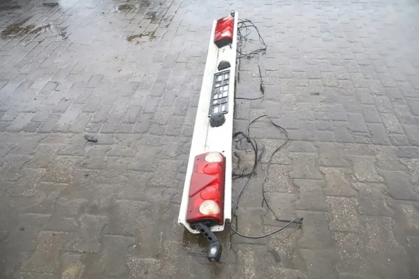 OEM 123456 Heckbeleuchtungsbalken - Gebrauchter Zustand image 6