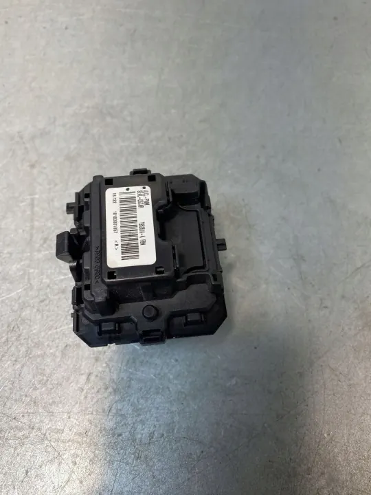 Subaru OE Gebläsewiderstand OEM FBZ17170 - Gebraucht image 2