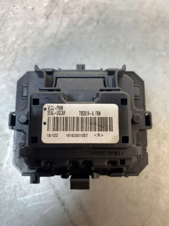 Subaru OE Gebläsewiderstand OEM FBZ17170 - Gebraucht image 3