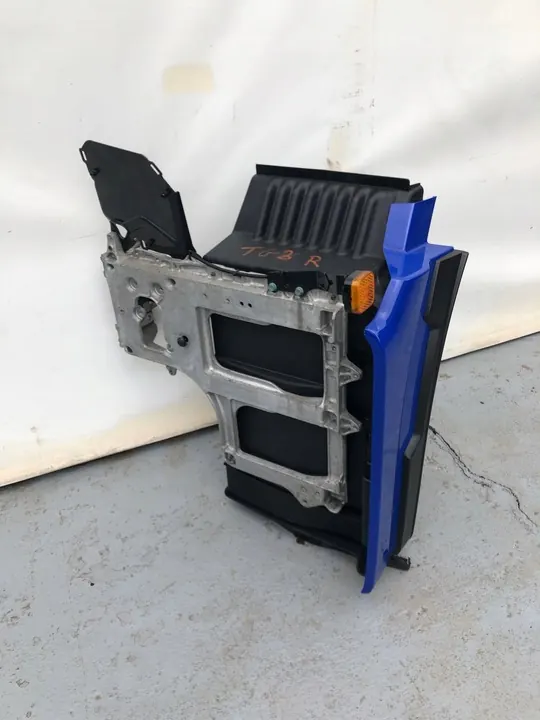 Parafuso Direito MAN TGX TG3 81612100906 image 3