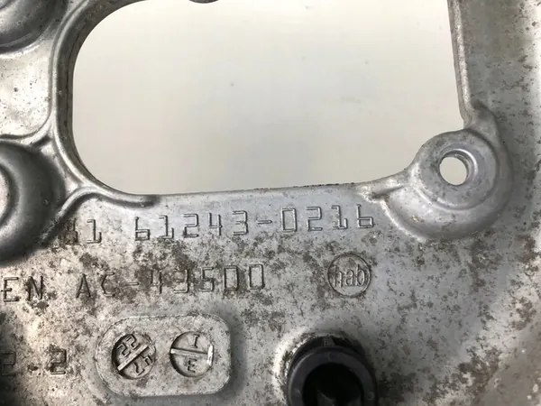 Parafuso Direito MAN TGX TG3 81612100906 image 7