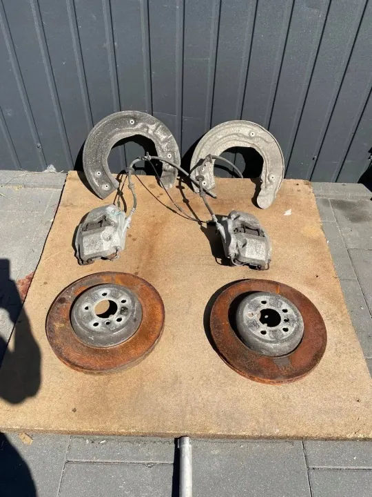 BMW Jarrulevyt & Palat OEM 6880072 - Käytetty image 2